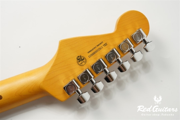 American Professional II Stratocaster - 3-Color Sunburst